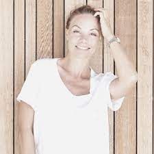 DER ER STADIG ET PAR PLADSER TIL DIG/JER som vil opleve foredrag og alletiders YOGA