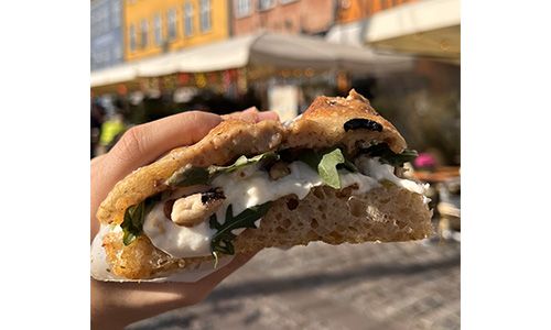 Spis en Focaccia Rosa - og støt Brystkræftforeningen