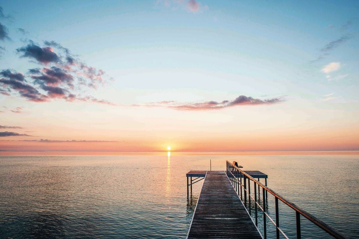 ARRANGEMENTET ER UDSAT ----------------------------------------Gå sommeren i møde med nyt badetøj og lingeri