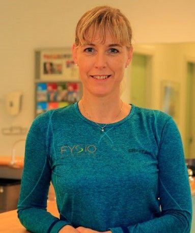 Behandling af arvæv efter operation for brystkræft og strålebehandling.